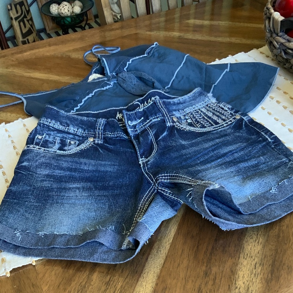 🌺 NWOT ATIYA JEANS Short